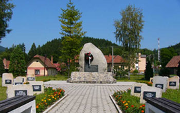 Pamätník sovietskym parašutistom